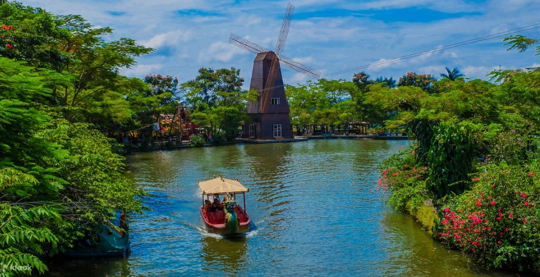 Taman Wisata Matahari, Indonesia